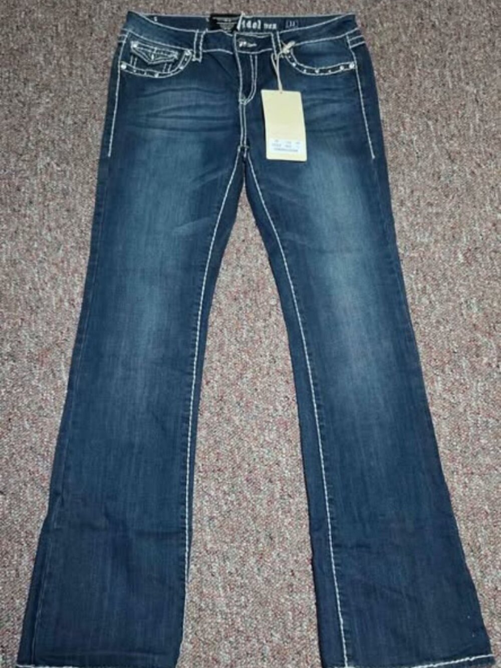 L.A. Idol Jeans Vault size 33 New with tags